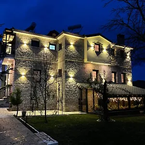 Bujtina Liana Voskopojë